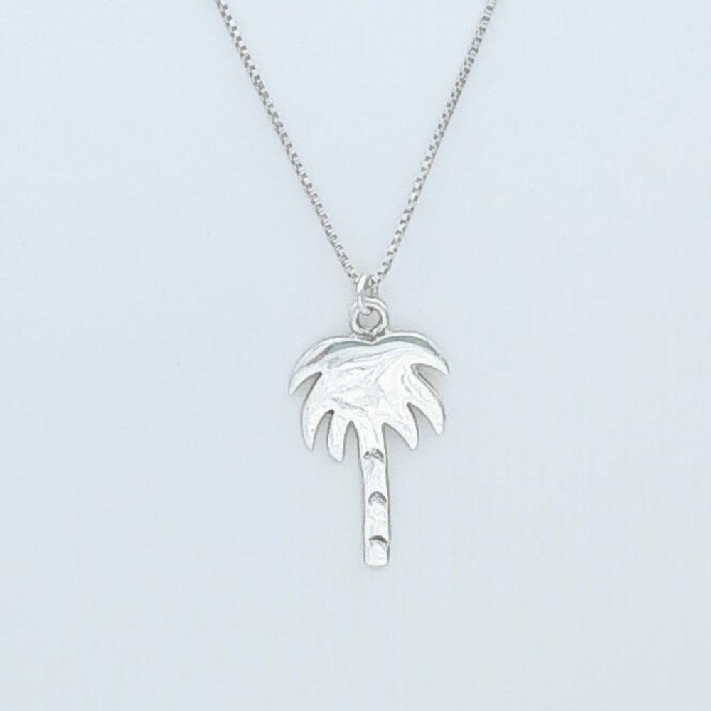 Vintage 925 Sterling Silver Palm Tree Pendant Necklace